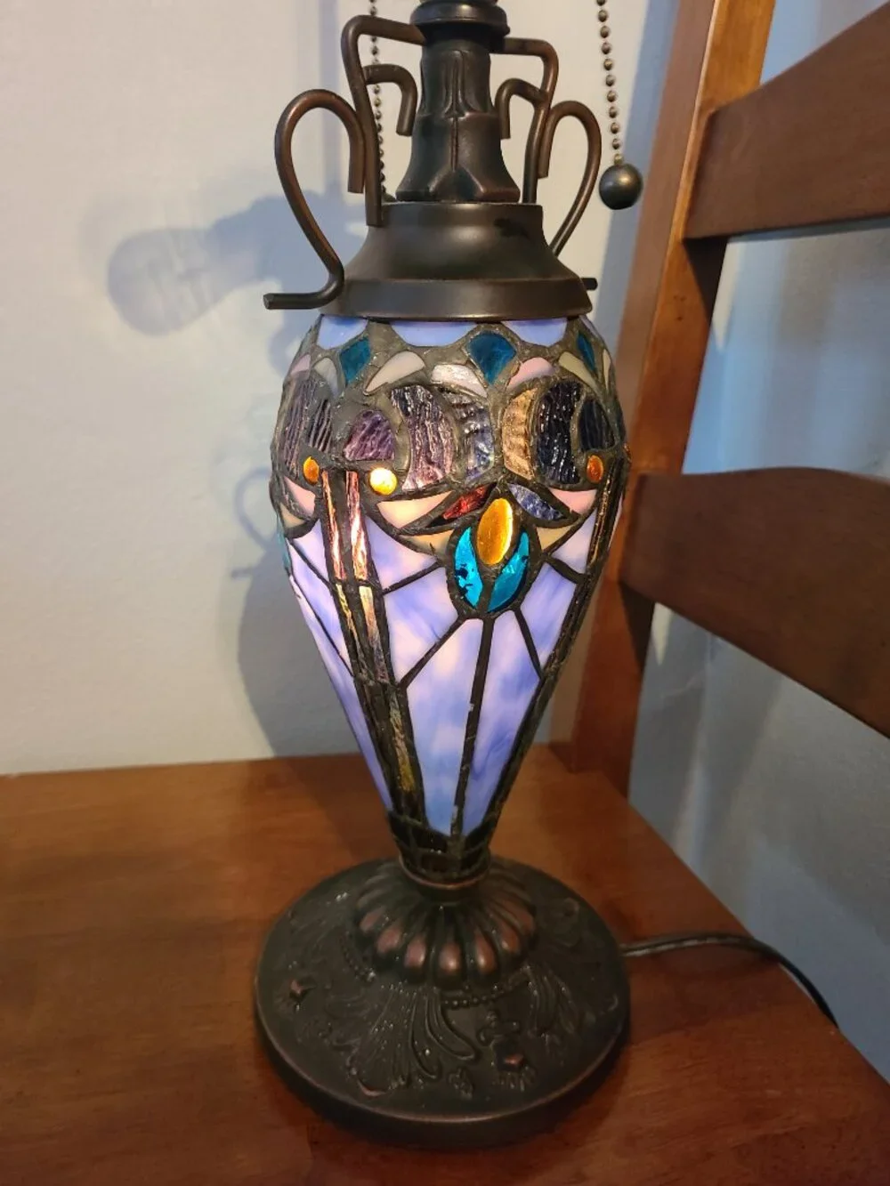 Tiffany Style 3 Light Victorian Lighted Base Lamp No Shade Leaded Glass 23.75